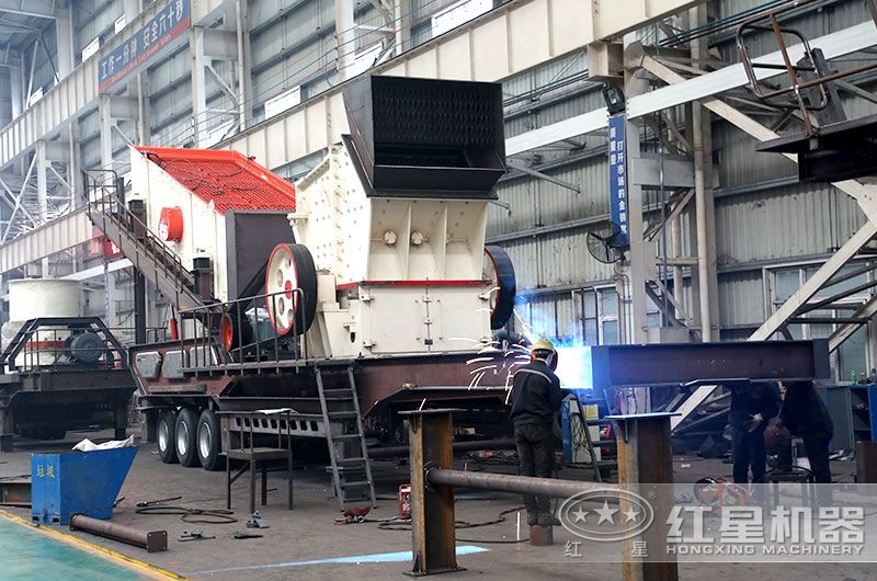 時(shí)產(chǎn)150噸建筑垃圾移動破碎機(jī)，可定制