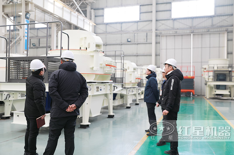 紅星廠家小型制砂機(jī)價(jià)格便宜，提供客戶到場參觀