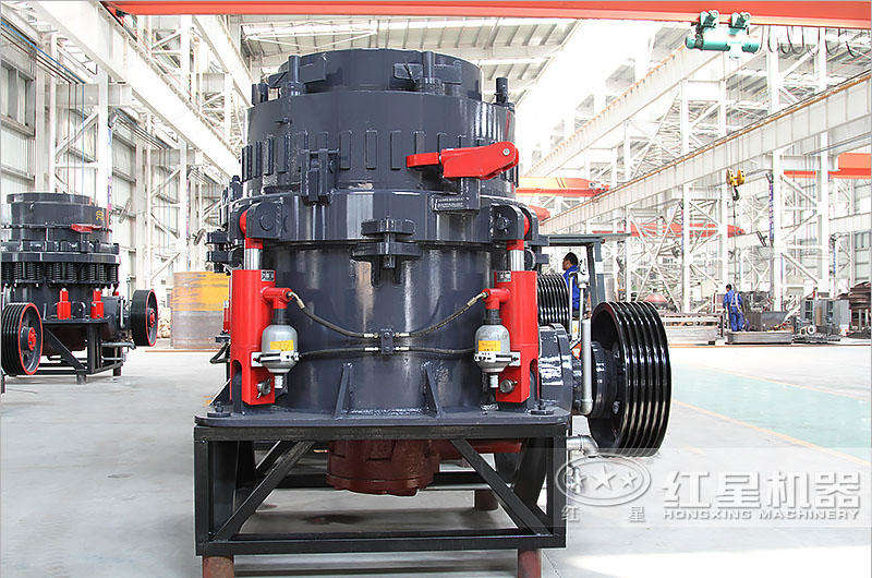 全液壓圓錐破碎機(jī)GYS300，出料粒形更好